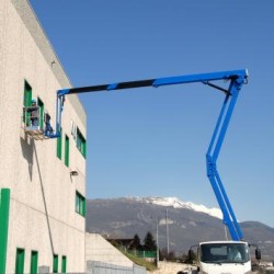 AUTOCARRATA 26 MT
